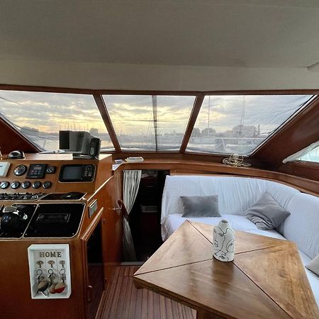 Navi Yacht A Sete, 2 A 8 Couchages, Privatif Hotel Luaran gambar