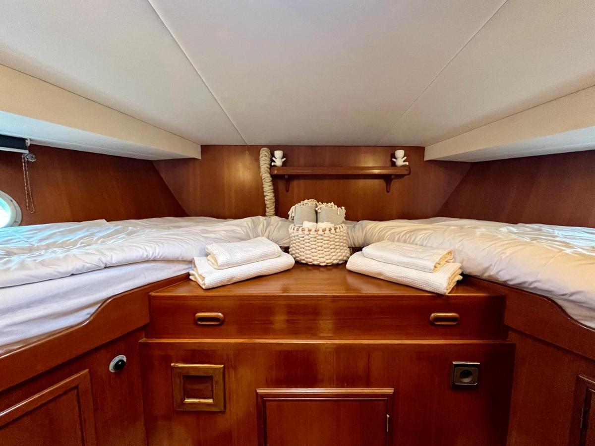 Navi Yacht A Sete, 2 A 8 Couchages, Privatif Hotel Luaran gambar