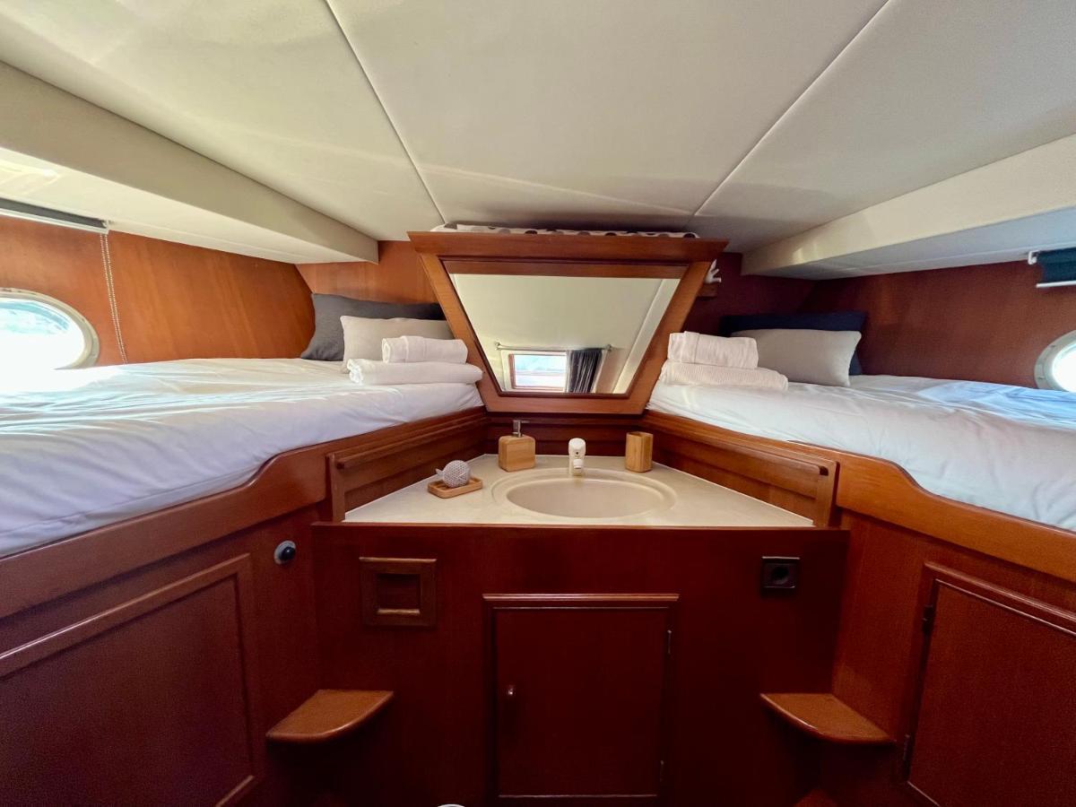 Navi Yacht A Sete, 2 A 8 Couchages, Privatif Hotel Luaran gambar