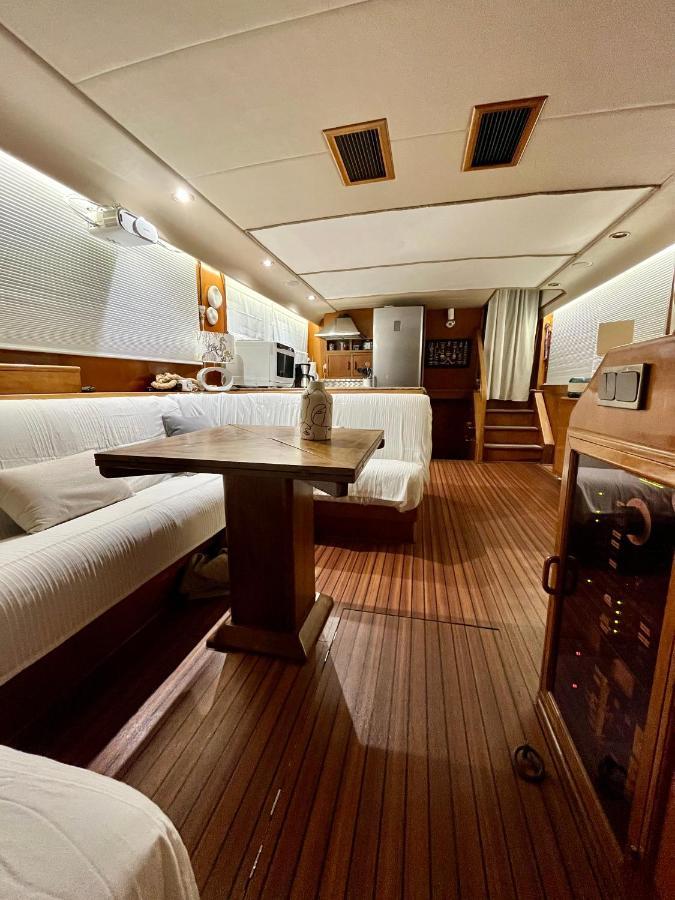 Navi Yacht A Sete, 2 A 8 Couchages, Privatif Hotel Luaran gambar