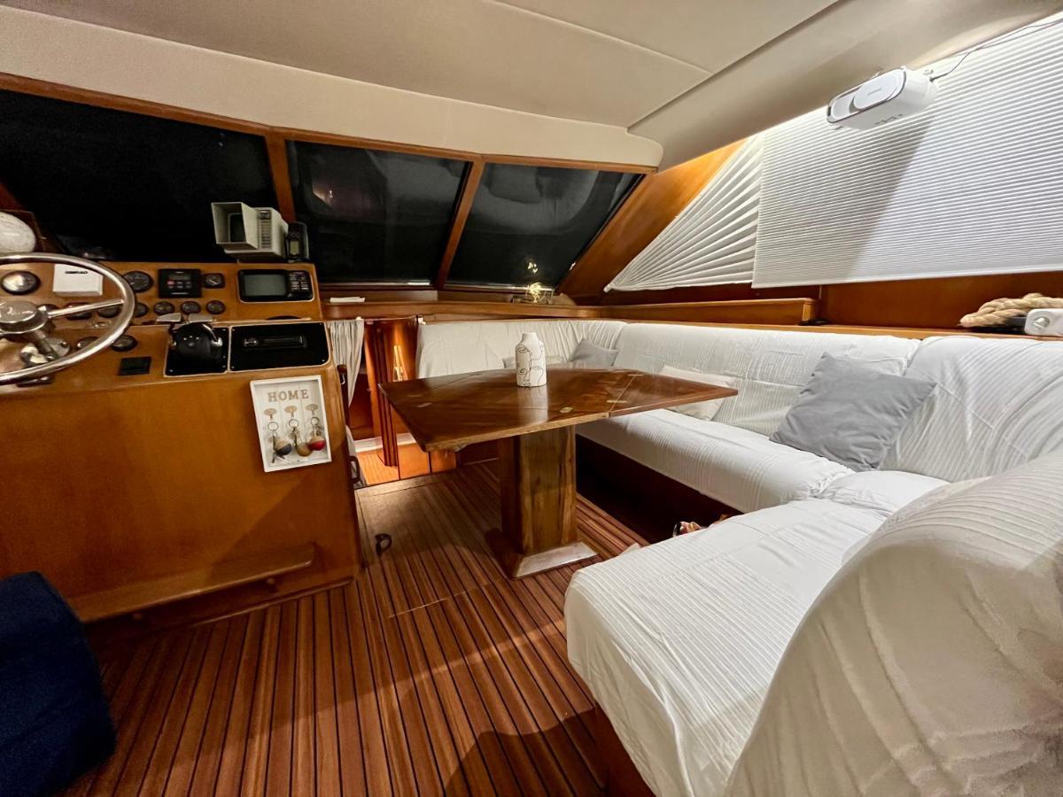 Navi Yacht A Sete, 2 A 8 Couchages, Privatif Hotel Luaran gambar