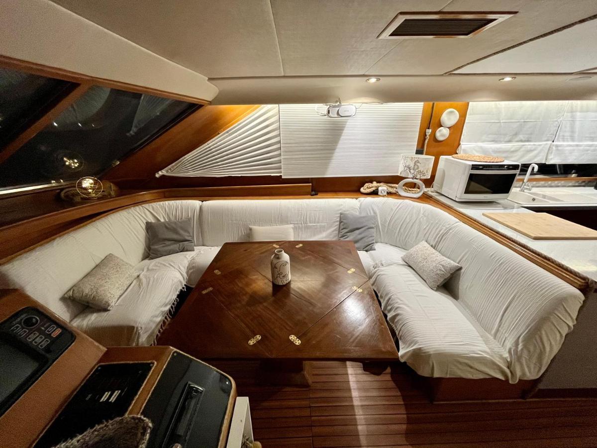Navi Yacht A Sete, 2 A 8 Couchages, Privatif Hotel Luaran gambar